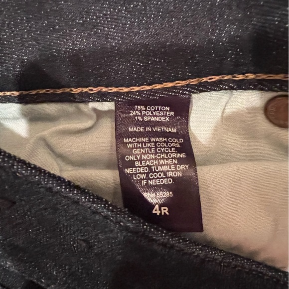 EXPRESS Straight Leg Jeans - Picture 4 of 4